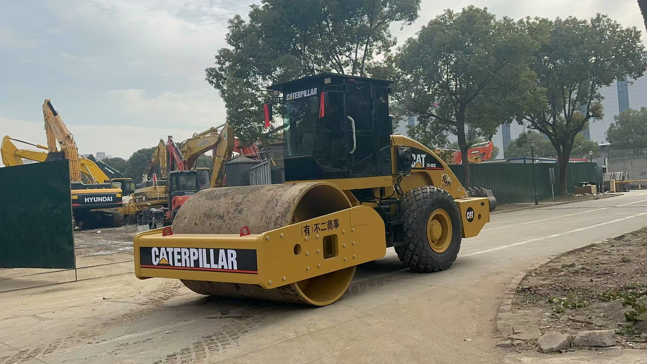 CATERPILLAR CS683E - Компактор: слика 5 CATERPILLAR CS683E - Компактор: слика 5
