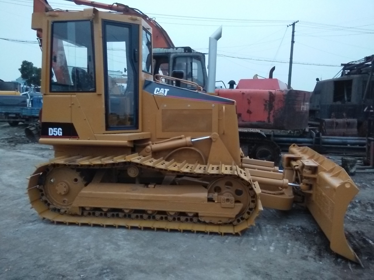 CATERPILLAR D5G - Булдожер: слика 2 CATERPILLAR D5G - Булдожер: слика 2