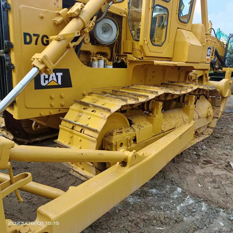 Булдожер CATERPILLAR D7G: слика 6