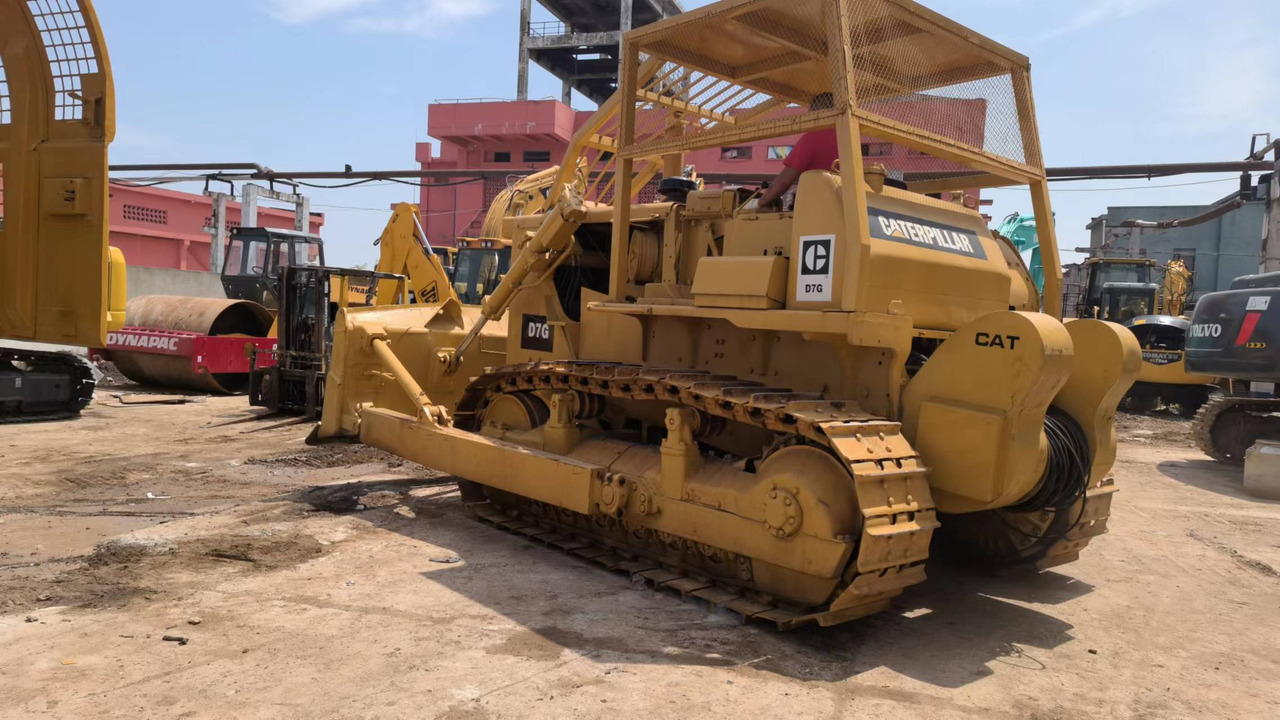 CATERPILLAR D7G - Булдожер: слика 4 CATERPILLAR D7G - Булдожер: слика 4