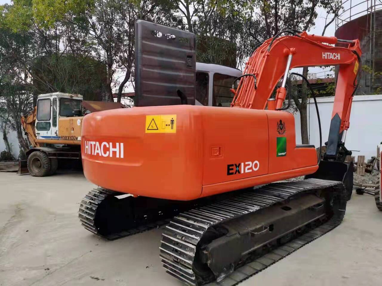 HITACHI EX120-5 - Багер гасеничар: слика 2 HITACHI EX120-5 - Багер гасеничар: слика 2