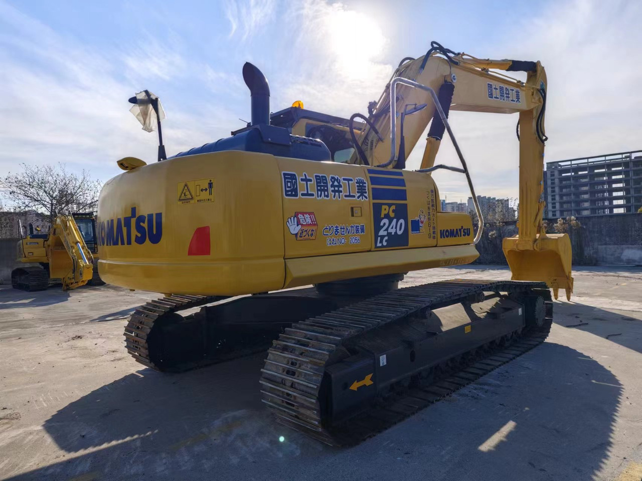 KOMATSU PC240LC-8N1 - Багер: слика 1 KOMATSU PC240LC-8N1 - Багер: слика 1