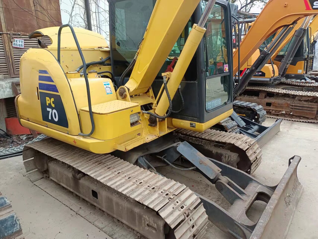 KOMATSU PC70-mini excavator - Мини багер: слика 5 KOMATSU PC70-mini excavator - Мини багер: слика 5