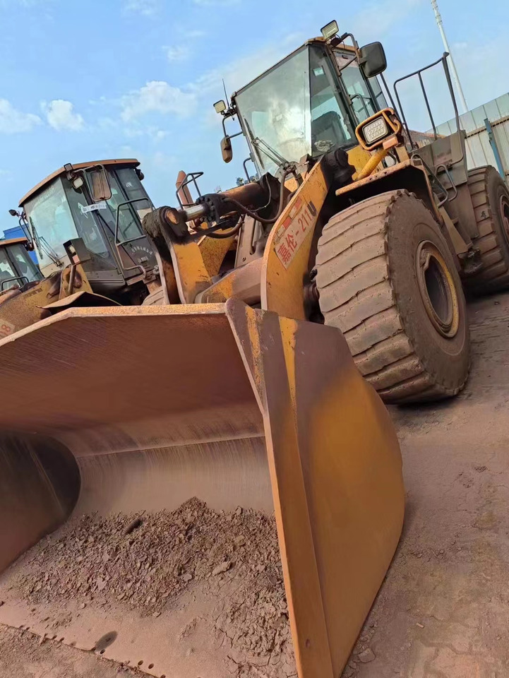 KOMATSU WA470-6 - Натоварувач на тркала: слика 2 KOMATSU WA470-6 - Натоварувач на тркала: слика 2