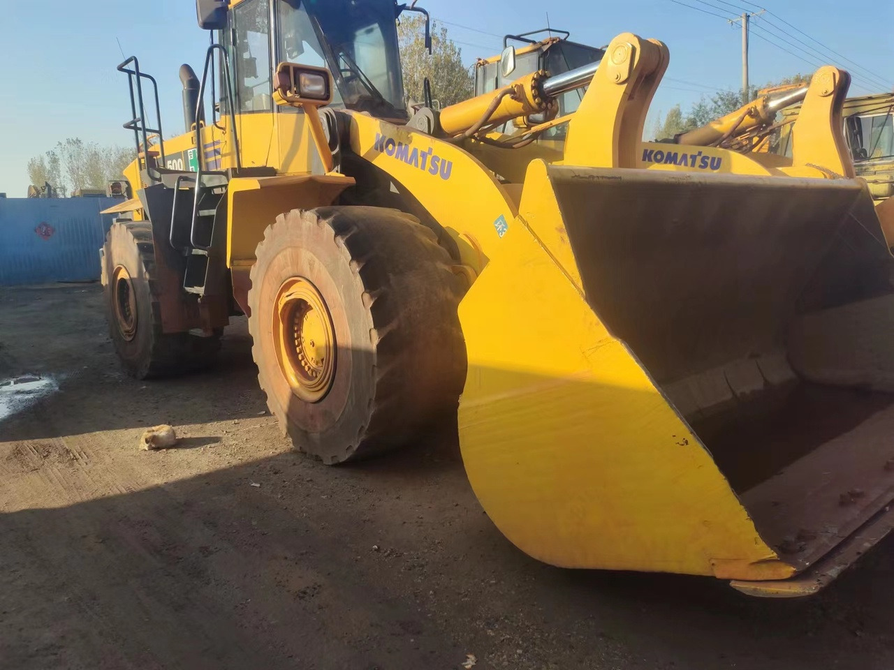 KOMATSU WA500-6 - Натоварувач на тркала: слика 5 KOMATSU WA500-6 - Натоварувач на тркала: слика 5