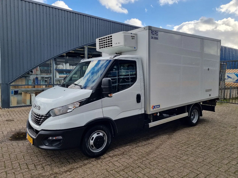 Iveco Daily 35C14 Koelkoffer Thermo-King V500MAX Multitemp ATP ST 230V - Комбе ладилник: слика 4 Iveco Daily 35C14 Koelkoffer Thermo-King V500MAX Multitemp ATP ST 230V - Комбе ладилник: слика 4