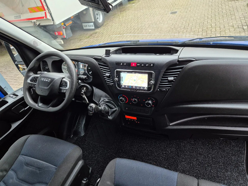 Товарно комбе Iveco Daily 40C18 3.0 D L4H2 Euro 6 GVW 3500 KG: слика 6