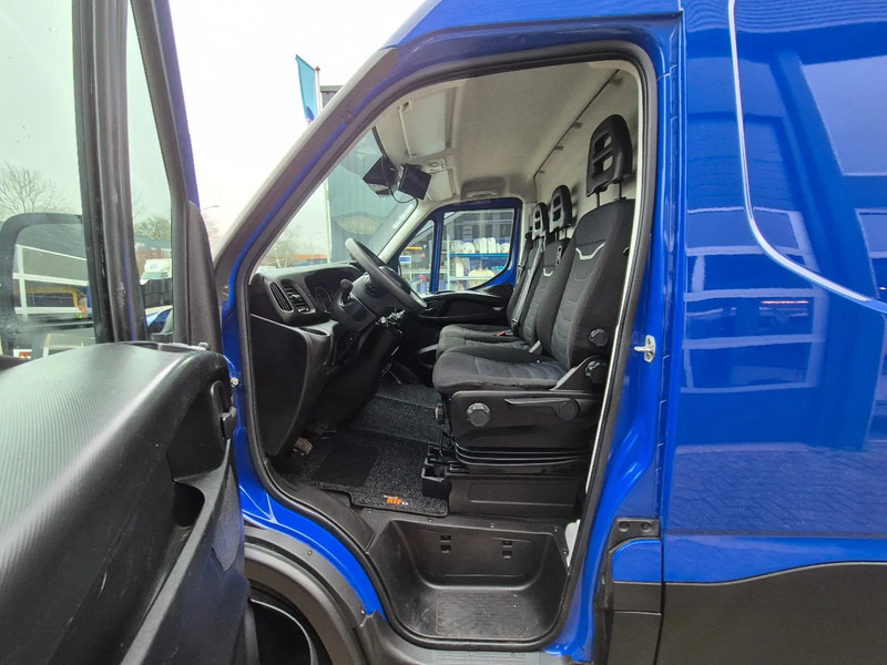 Товарно комбе Iveco Daily 40C18 3.0 D L4H2 Euro 6 GVW 3500 KG: слика 17