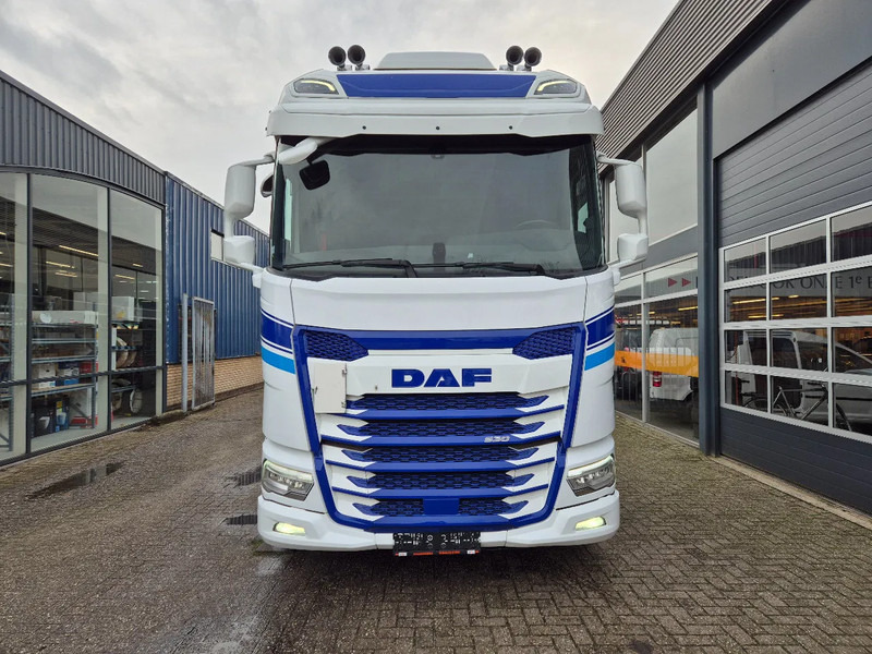 DAF XG 530/ (1) 2022/ Retarder/ LED/ Park Airco/ Navi/ Full option - Камион влекач: слика 4 DAF XG 530/ (1) 2022/ Retarder/ LED/ Park Airco/ Navi/ Full option - Камион влекач: слика 4