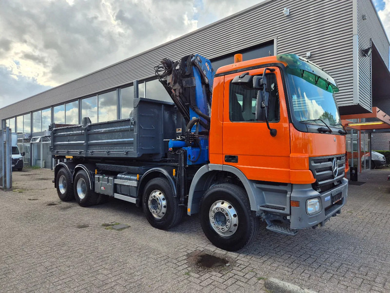 Mercedes-Benz Actros 3241 8X4 Containersysteem/ 20T HMF crane/ Manual - Камион со кука за подигање, Камион со кран: слика 3 Mercedes-Benz Actros 3241 8X4 Containersysteem/ 20T HMF crane/ Manual - Камион со кука за подигање, Камион со кран: слика 3