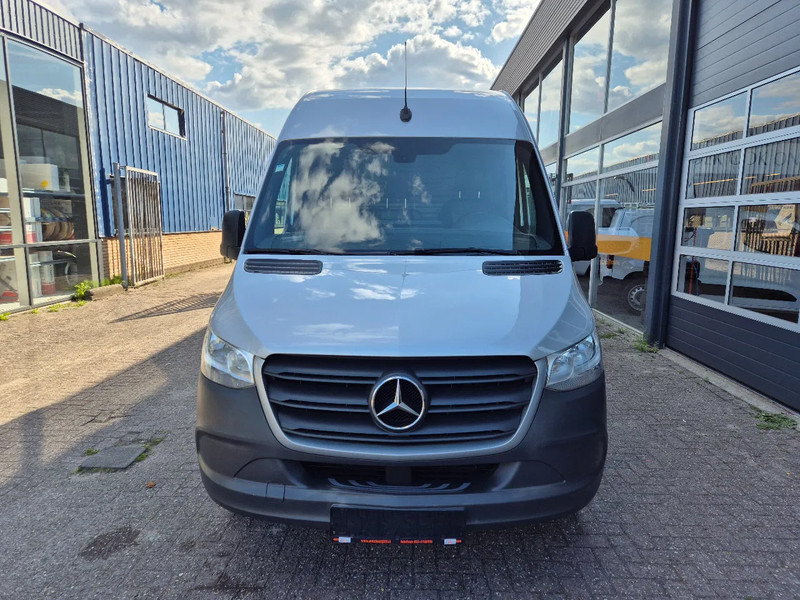 Mercedes-Benz Sprinter 316 CDI L2H2 RWD Euro 6C/ Airco/ Navi - Товарно комбе: слика 3 Mercedes-Benz Sprinter 316 CDI L2H2 RWD Euro 6C/ Airco/ Navi - Товарно комбе: слика 3