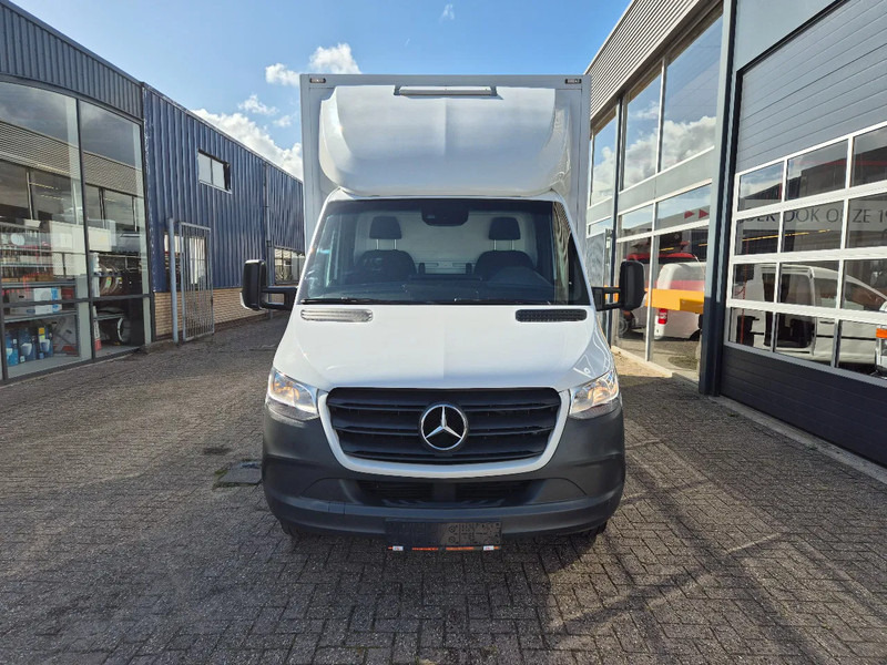 Mercedes-Benz Sprinter 516 CDI BE Clixtar/ Webasto/ 27 KUB/ Nutzlast 3.3T/ 073687 - Комбе фургон: слика 4 Mercedes-Benz Sprinter 516 CDI BE Clixtar/ Webasto/ 27 KUB/ Nutzlast 3.3T/ 073687 - Комбе фургон: слика 4