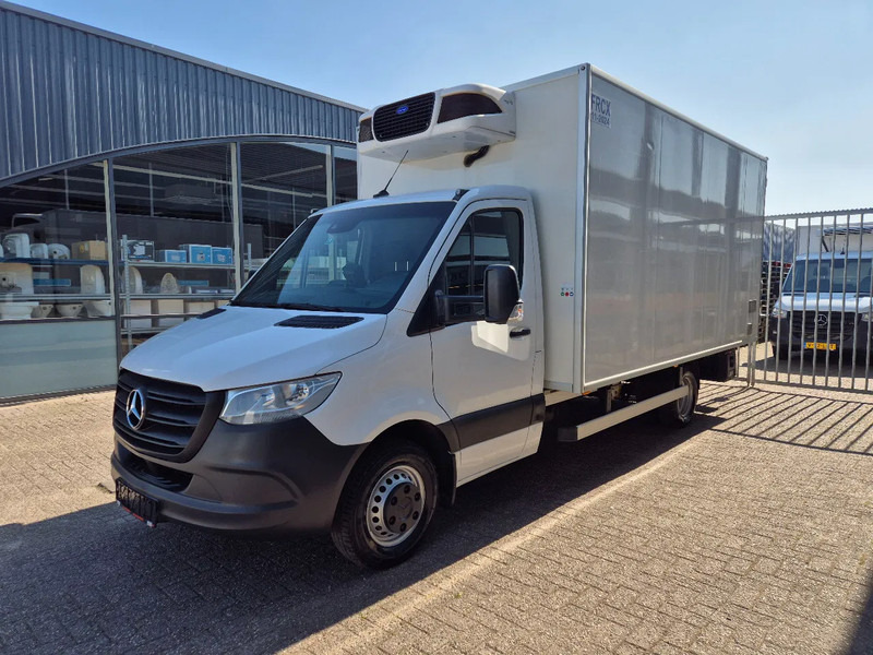 Mercedes-Benz Sprinter 519 CDI Kuhlkoffer/ Carrier 600 MT -20/+20 Trennwand/ 380V - Комбе ладилник: слика 5 Mercedes-Benz Sprinter 519 CDI Kuhlkoffer/ Carrier 600 MT -20/+20 Trennwand/ 380V - Комбе ладилник: слика 5
