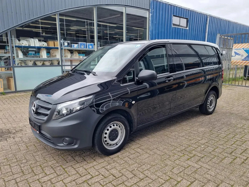 Mercedes-Benz Vito 114 CDI/ Airco/ Navi/ E6 - Мало комбе: слика 4 Mercedes-Benz Vito 114 CDI/ Airco/ Navi/ E6 - Мало комбе: слика 4
