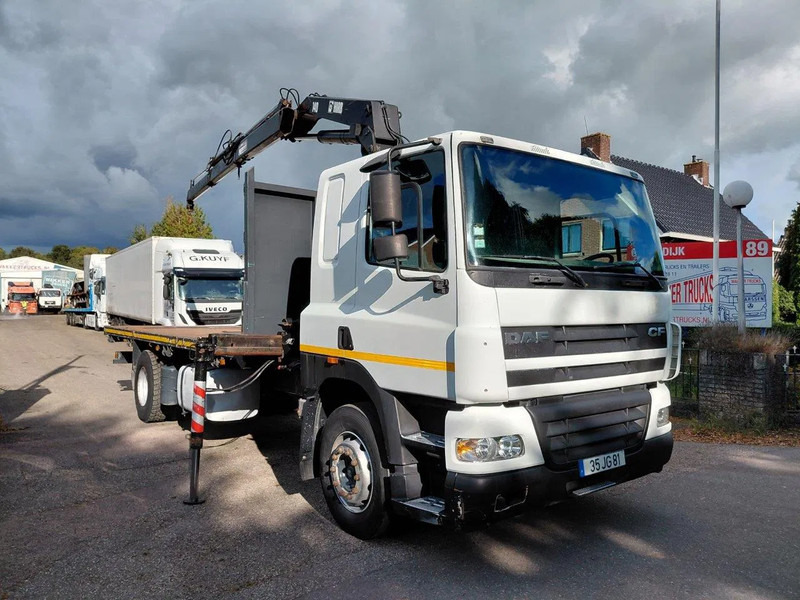 DAF CF 85.430 4x2 Plato Crane - Камион со кран: слика 2 DAF CF 85.430 4x2 Plato Crane - Камион со кран: слика 2