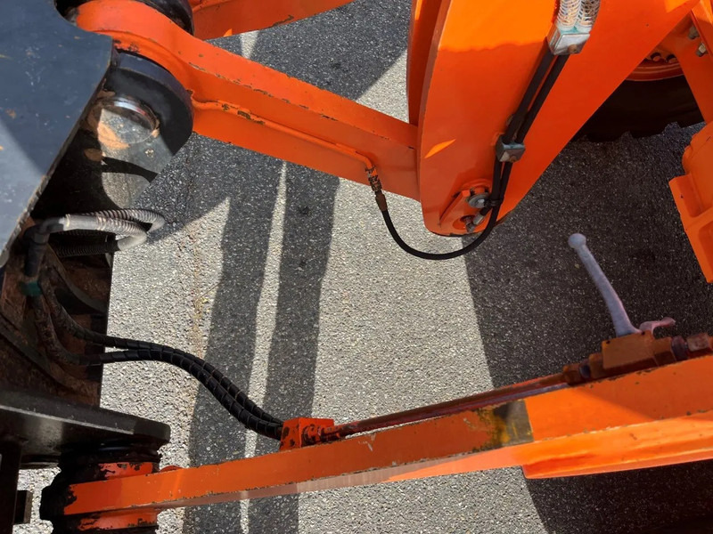 Doosan DL250 - Натоварувач на тркала: слика 5 Doosan DL250 - Натоварувач на тркала: слика 5