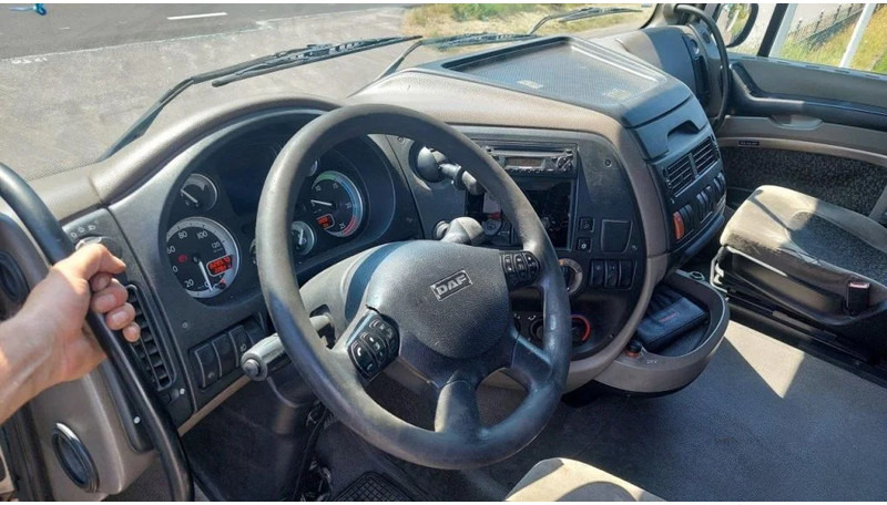 Камион влекач DAF XF 105.410 3 PIECES AVAILABLE: слика 11 Камион влекач DAF XF 105.410 3 PIECES AVAILABLE: слика 11