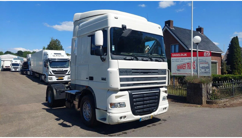 DAF XF 105.410 4x2 - Камион влекач: слика 2 DAF XF 105.410 4x2 - Камион влекач: слика 2