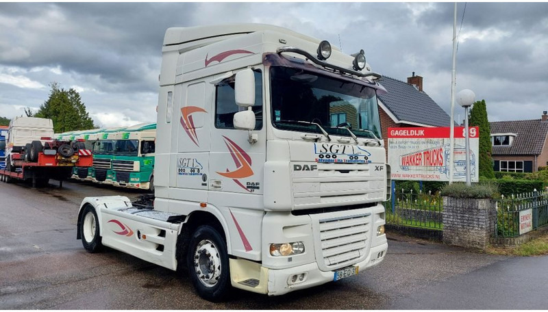 DAF XF 105.410 Retarder - Камион влекач: слика 2 DAF XF 105.410 Retarder - Камион влекач: слика 2