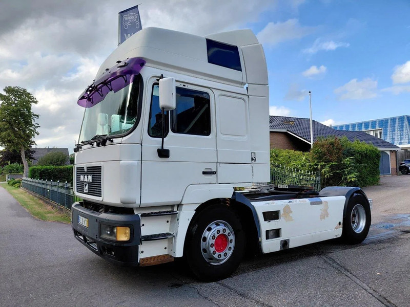 MAN 19.463 F2000 460 HP MANUAL ZF GEARBOX PERFECT CONDITION - Камион влекач: слика 1 MAN 19.463 F2000 460 HP MANUAL ZF GEARBOX PERFECT CONDITION - Камион влекач: слика 1