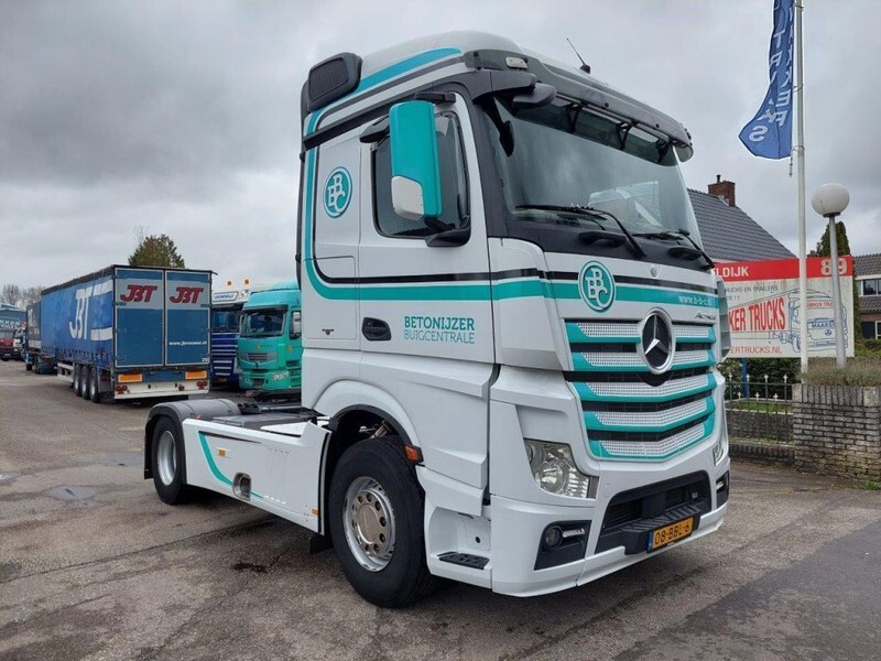 Mercedes-Benz Actros 1842 - Камион влекач: слика 2 Mercedes-Benz Actros 1842 - Камион влекач: слика 2