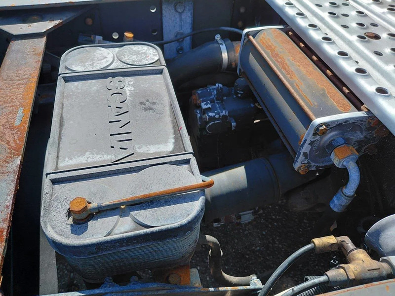 Scania P124-420 MANUAL + RETARDER !!!! 2 PIPES !!!! - Камион влекач: слика 5 Scania P124-420 MANUAL + RETARDER !!!! 2 PIPES !!!! - Камион влекач: слика 5