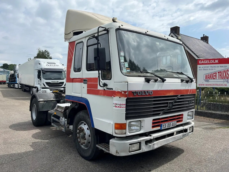 Volvo FL 10.320 4X2 TRUCKHEAD FULL STEEL SUSPENSION - Камион влекач: слика 5 Volvo FL 10.320 4X2 TRUCKHEAD FULL STEEL SUSPENSION - Камион влекач: слика 5