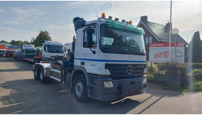 Mercedes-Benz Actros 2641 EPS 3 pedal 6x4 Container crane - Камион со кран: слика 2 Mercedes-Benz Actros 2641 EPS 3 pedal 6x4 Container crane - Камион со кран: слика 2