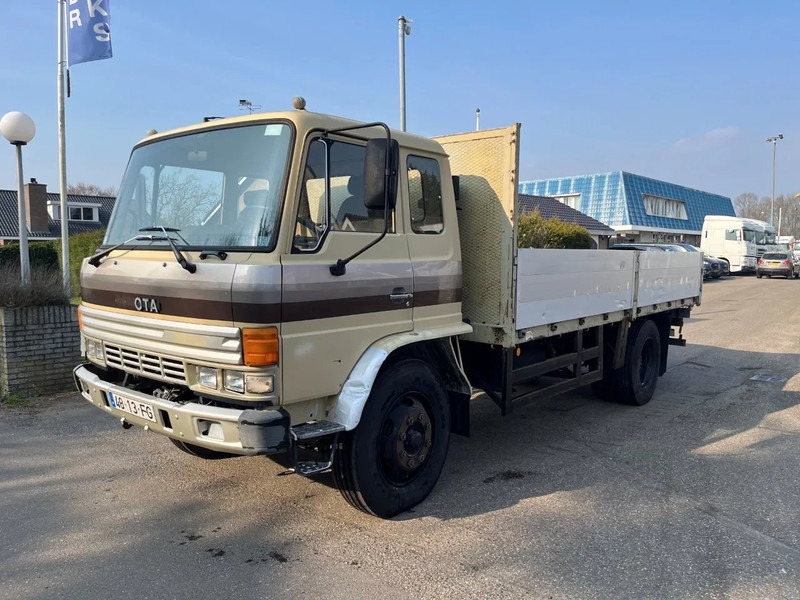Toyota HINO HINO FF 173 L-W3 - Камион со платформа: слика 1 Toyota HINO HINO FF 173 L-W3 - Камион со платформа: слика 1