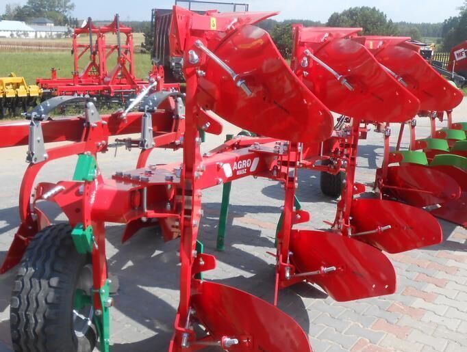 AGRO-MASZ Pług obrotowy 3-skibowy - Плуг: слика 2 AGRO-MASZ Pług obrotowy 3-skibowy - Плуг: слика 2