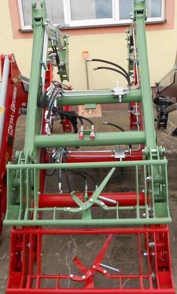 Metal-Technik Frontlader für Massey Ferguson/ Front loader/ Ładowacz TUR - Преден утоварувач за трактор за Трактор: слика 1 Metal-Technik Frontlader für Massey Ferguson/ Front loader/ Ładowacz TUR - Преден утоварувач за трактор за Трактор: слика 1