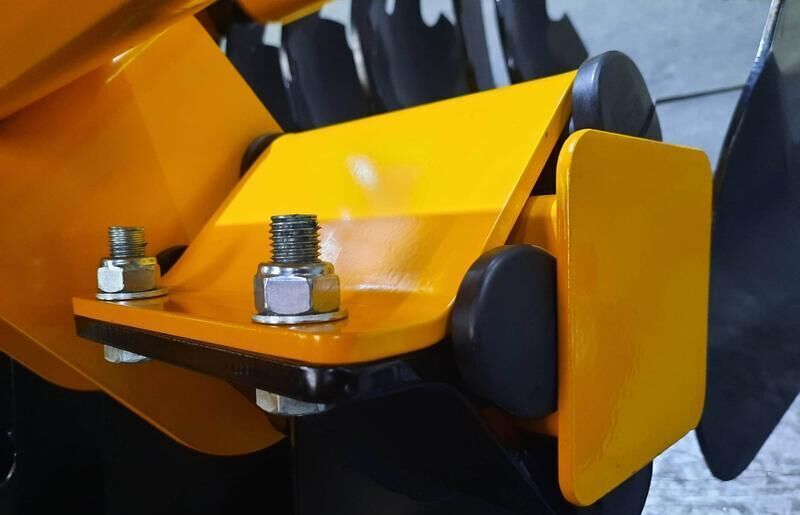 STAL-TECH BRONA HYDRAULICZNA 4H - Ситнач со дискови: слика 2 STAL-TECH BRONA HYDRAULICZNA 4H - Ситнач со дискови: слика 2