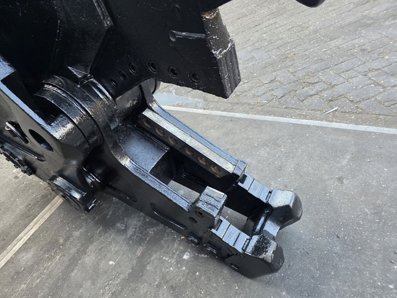 Caterpillar mp 318 oilquick caterpillar pulveriser crusher verachtert - Ножица за уривање: слика 5 Caterpillar mp 318 oilquick caterpillar pulveriser crusher verachtert - Ножица за уривање: слика 5