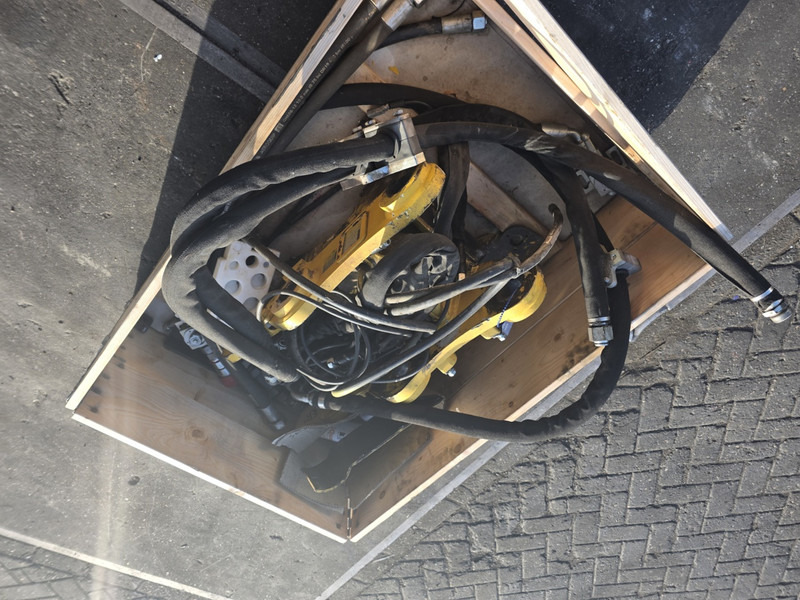 Liebherr likufix sw33 likufix sw 33 schnelwechsler - Брза спојка за Градежна машина: слика 5 Liebherr likufix sw33 likufix sw 33 schnelwechsler - Брза спојка за Градежна машина: слика 5