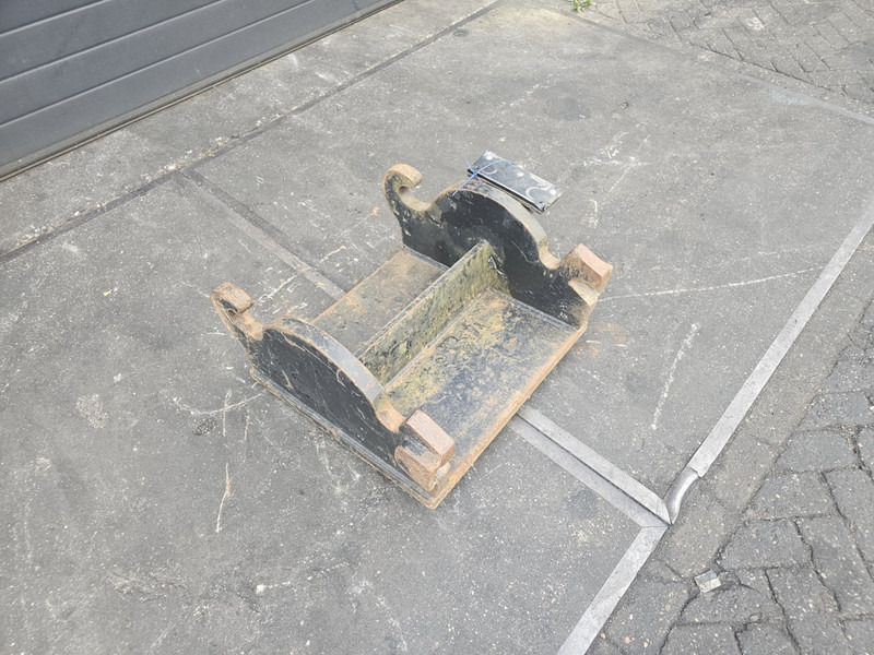 Kopplaat adaptorplate eurosteel cw 30 cw 40 anbau platte cw 30 cw 40 - Брза спојка за Градежна машина: слика 2 Kopplaat adaptorplate eurosteel cw 30 cw 40 anbau platte cw 30 cw 40 - Брза спојка за Градежна машина: слика 2