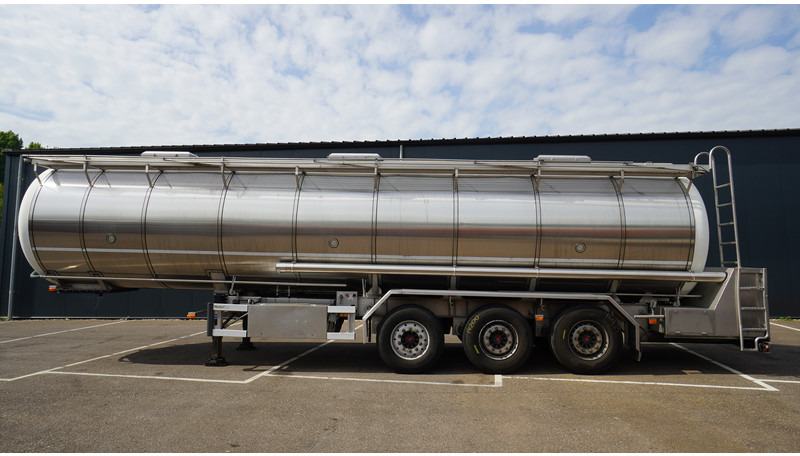 Burg 3 AXLE FOOD TRAILER 38.200LTR - Полуприколка цистерна: слика 1 Burg 3 AXLE FOOD TRAILER 38.200LTR - Полуприколка цистерна: слика 1