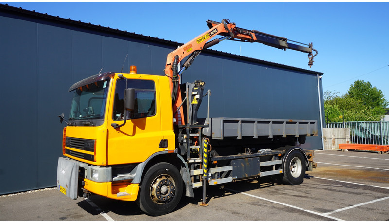 DAF CF 65.210 HOOKARM SYSTEM WITH PALFINGER PK 9501 CRANE - Камион со кран: слика 2 DAF CF 65.210 HOOKARM SYSTEM WITH PALFINGER PK 9501 CRANE - Камион со кран: слика 2
