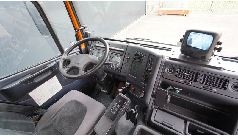DAF CF 65.210 HOOKARM SYSTEM WITH PALFINGER PK 9501 CRANE - Камион со кран: слика 5 DAF CF 65.210 HOOKARM SYSTEM WITH PALFINGER PK 9501 CRANE - Камион со кран: слика 5