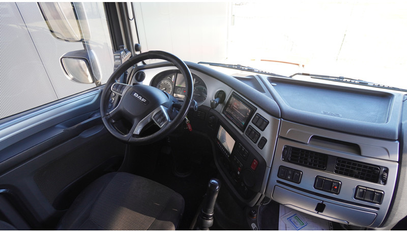 DAF XF460 8X2 HOOKARM SYSTEM TRUCK - Камион со кука за подигање: слика 4 DAF XF460 8X2 HOOKARM SYSTEM TRUCK - Камион со кука за подигање: слика 4
