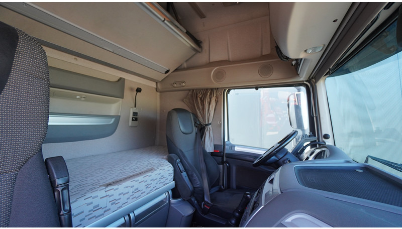 DAF XF460 8X2 HOOKARM SYSTEM TRUCK - Камион со кука за подигање: слика 5 DAF XF460 8X2 HOOKARM SYSTEM TRUCK - Камион со кука за подигање: слика 5