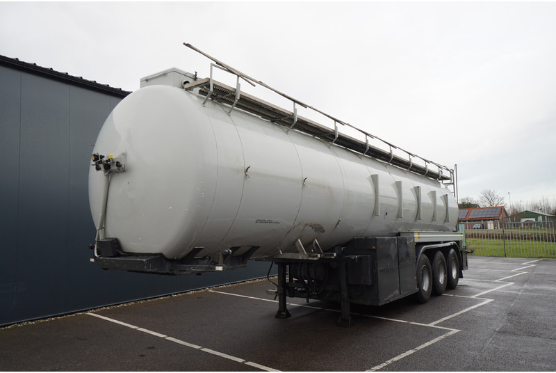 Dijkstra 3 AXLE TANK TRAILER 36 M3 - Полуприколка цистерна: слика 2 Dijkstra 3 AXLE TANK TRAILER 36 M3 - Полуприколка цистерна: слика 2