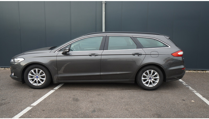 Ford Mondeo WAGON 1.5 TDCi TREND LEASE EDITION - Минибус, Патничко комбе: слика 1 Ford Mondeo WAGON 1.5 TDCi TREND LEASE EDITION - Минибус, Патничко комбе: слика 1