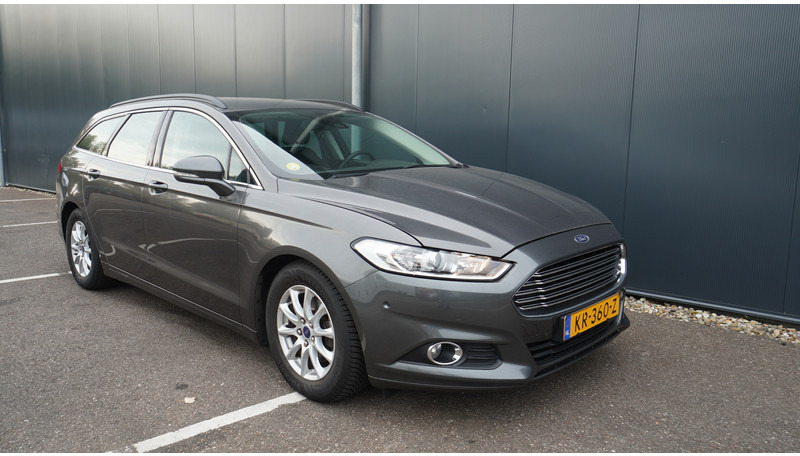 Ford Mondeo WAGON 1.5 TDCi TREND LEASE EDITION - Минибус, Патничко комбе: слика 2 Ford Mondeo WAGON 1.5 TDCi TREND LEASE EDITION - Минибус, Патничко комбе: слика 2
