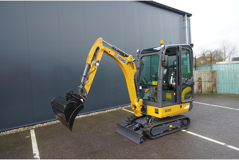 XCMG XE20E MINI CRAWLER DIGGER WITH BUCKETS - Градежна машина: слика 3 XCMG XE20E MINI CRAWLER DIGGER WITH BUCKETS - Градежна машина: слика 3