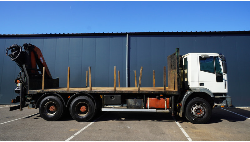 Iveco EUROTRAKKER CURSOR 350 6X4 FLATBED WITH PALFINGER PK 20002 CRANE - Камион со кран: слика 4 Iveco EUROTRAKKER CURSOR 350 6X4 FLATBED WITH PALFINGER PK 20002 CRANE - Камион со кран: слика 4