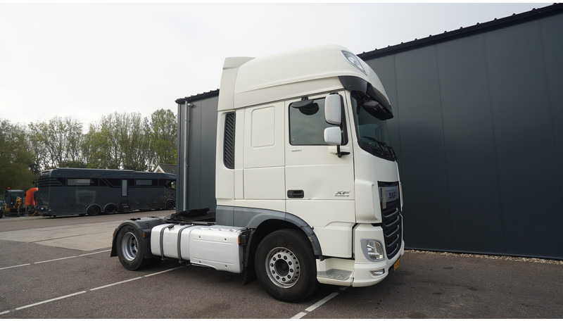 DAF XF 460 EURO 6 SSC - Камион влекач: слика 4 DAF XF 460 EURO 6 SSC - Камион влекач: слика 4