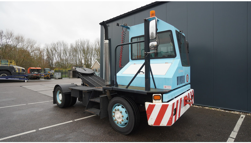 Kalmar ST 122 TERMINAL TRUCK 25 KM - Камион влекач: слика 4 Kalmar ST 122 TERMINAL TRUCK 25 KM - Камион влекач: слика 4