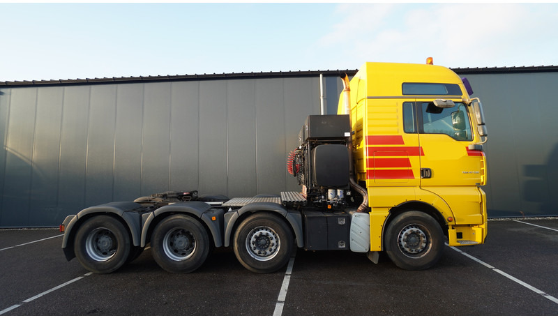 MAN TGA 41.530 8X4 160 TON'S RETARDER 283.000KM - Камион влекач: слика 2 MAN TGA 41.530 8X4 160 TON'S RETARDER 283.000KM - Камион влекач: слика 2