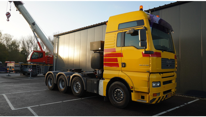MAN TGA 41.530 8X4 160 TON'S RETARDER 283.000KM - Камион влекач: слика 4 MAN TGA 41.530 8X4 160 TON'S RETARDER 283.000KM - Камион влекач: слика 4