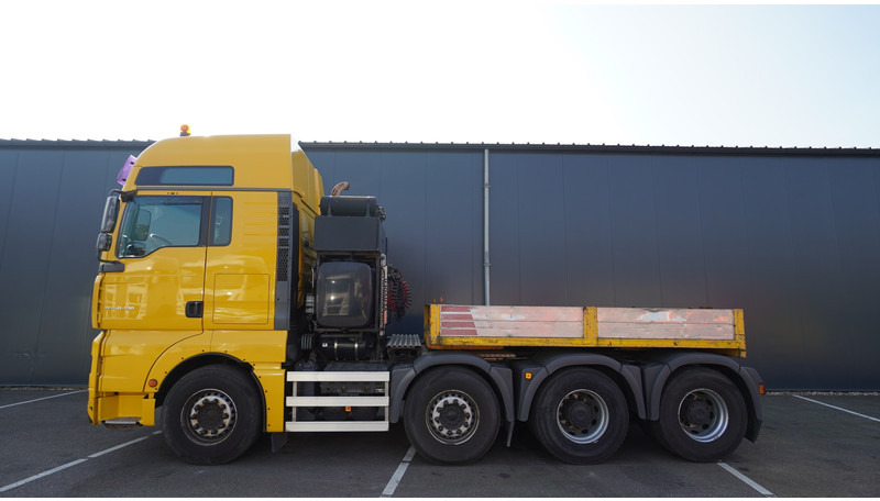 MAN TGA 41.530 8X4 PUSH AND PULL 180 TON'S RETARDER 310.100KM - Камион влекач: слика 1 MAN TGA 41.530 8X4 PUSH AND PULL 180 TON'S RETARDER 310.100KM - Камион влекач: слика 1
